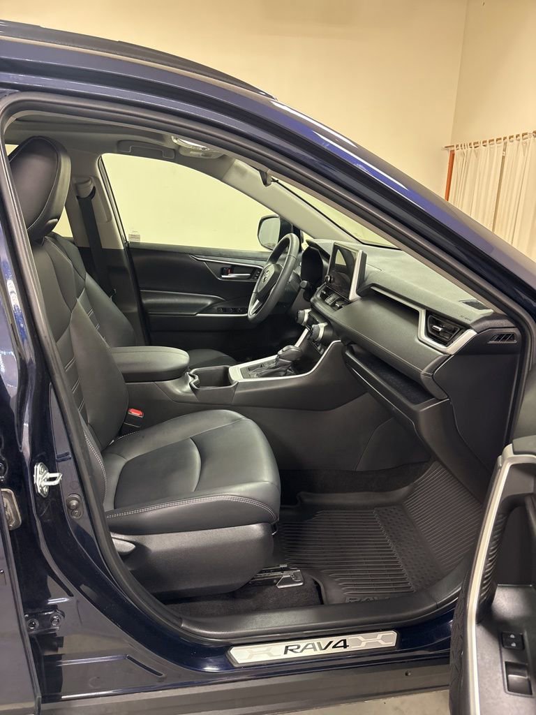 Used 2023 Toyota RAV4 XLE Premium AWD/4WD image 26