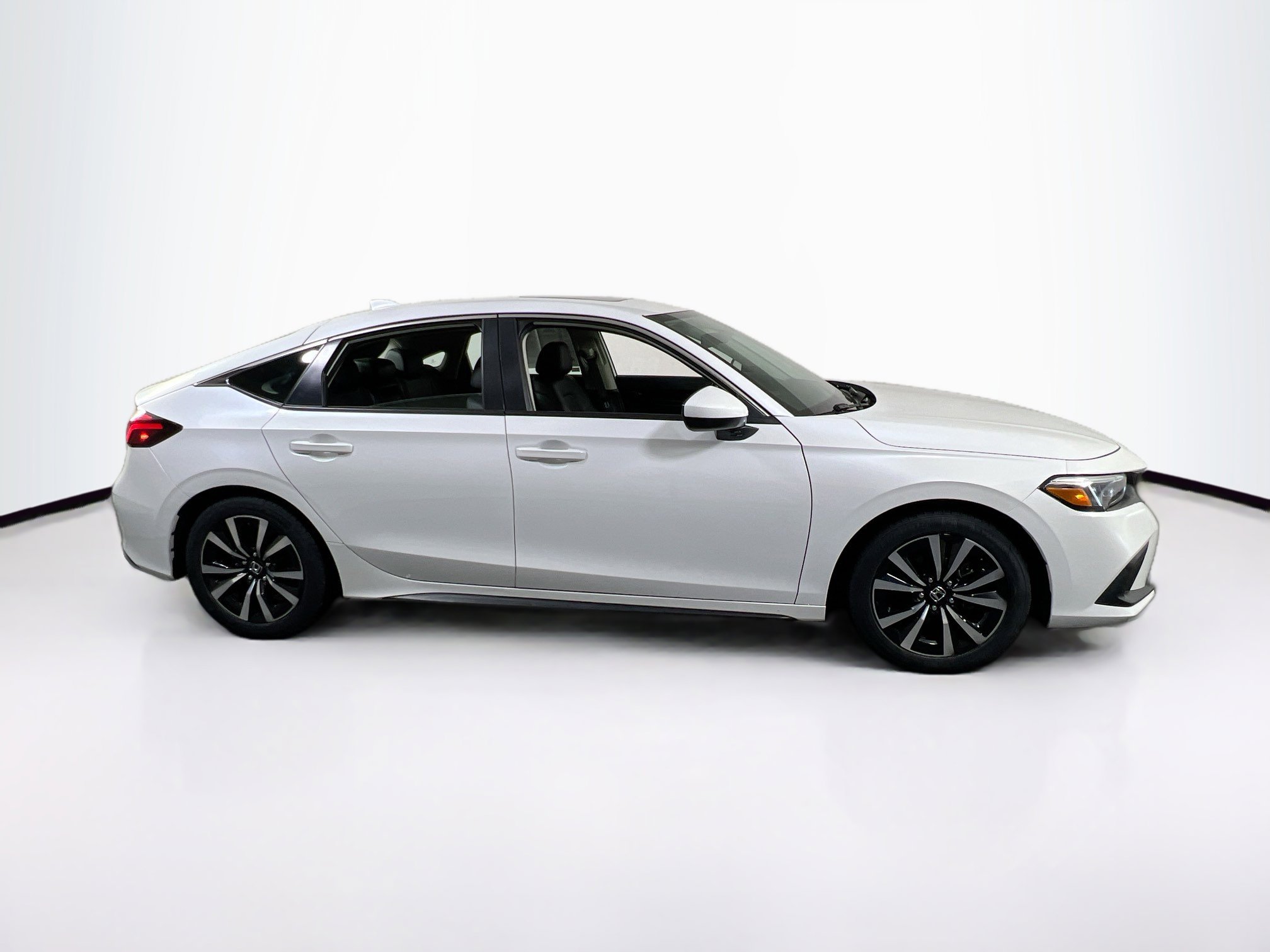 Used 2022 Honda Civic EX-L image 4