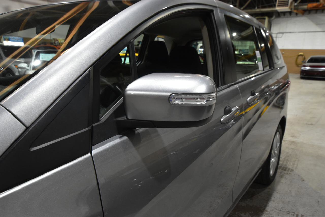 Used 2014 MAZDA MAZDA5 Sport FWD image 39