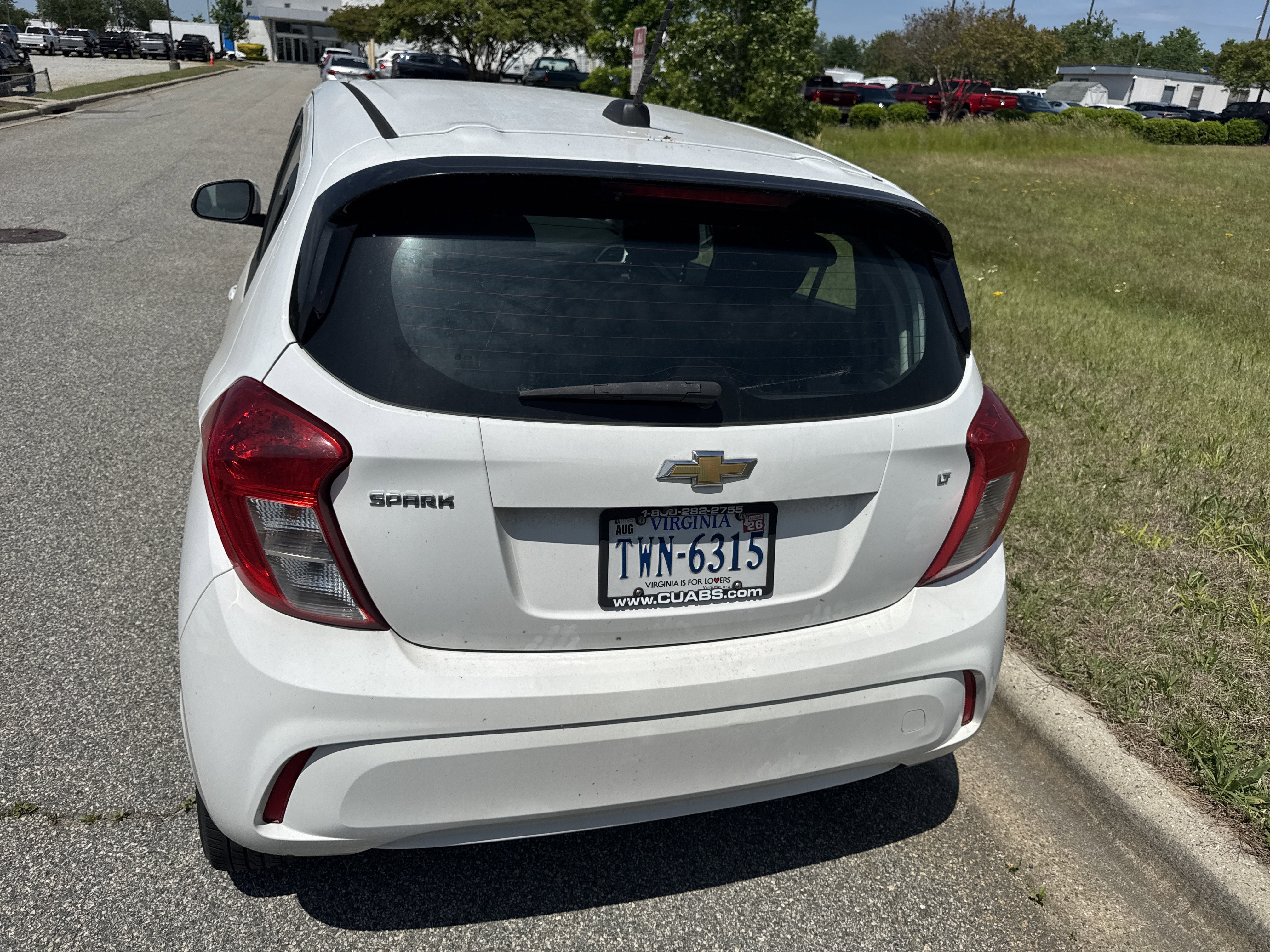 Used 2019 Chevrolet Spark LT FWD image 10
