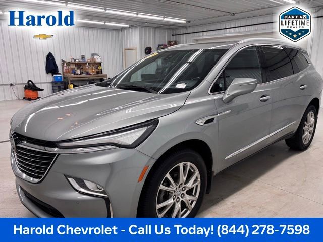 Used 2023 Buick Enclave Premium w/ Experience Buick Package AWD/4WD image 3