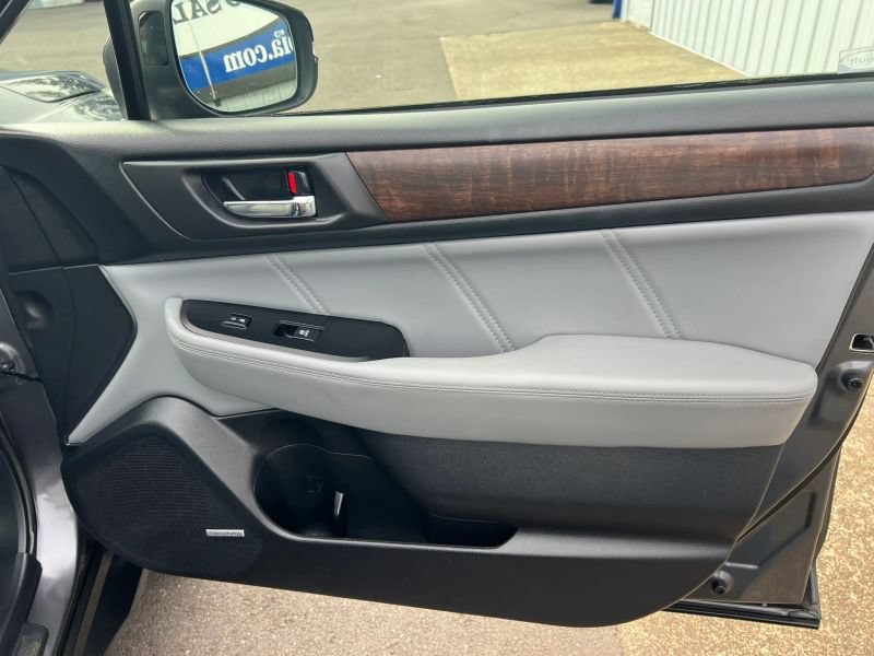 Used 2019 Subaru Outback 2.5i Limited w/ Popular Package #2 AWD/4WD image 8