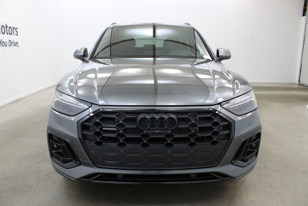 Certified 2024 Audi Q5 e Prestige image 6