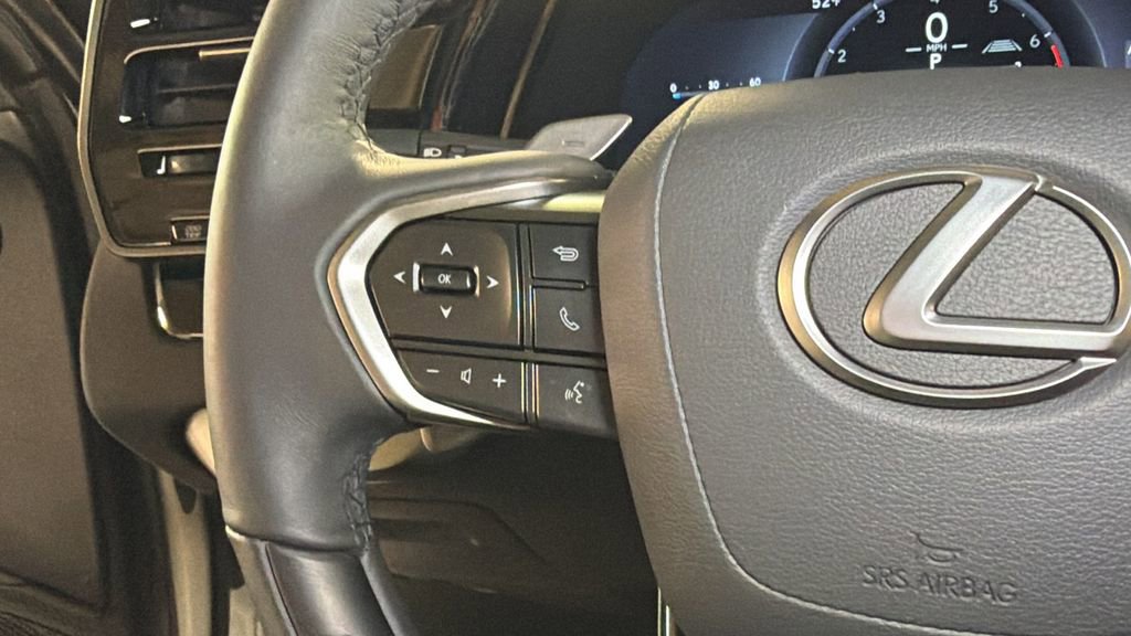Used 2025 Lexus RX 350 Premium image 32