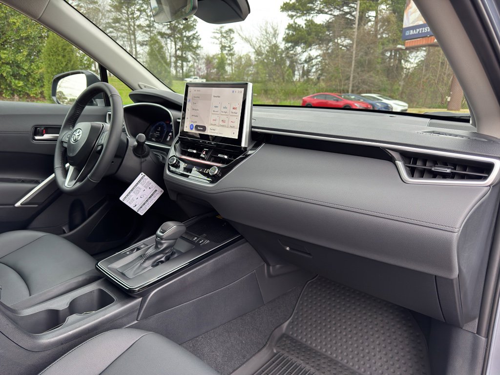 Certified 2026 Toyota Corolla Cross XLE w/ Convenience Package image 17