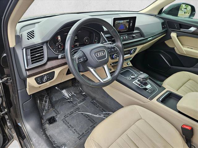 Used 2018 Audi Q5 2.0T Premium Plus w/ Premium Plus Package AWD/4WD image 10