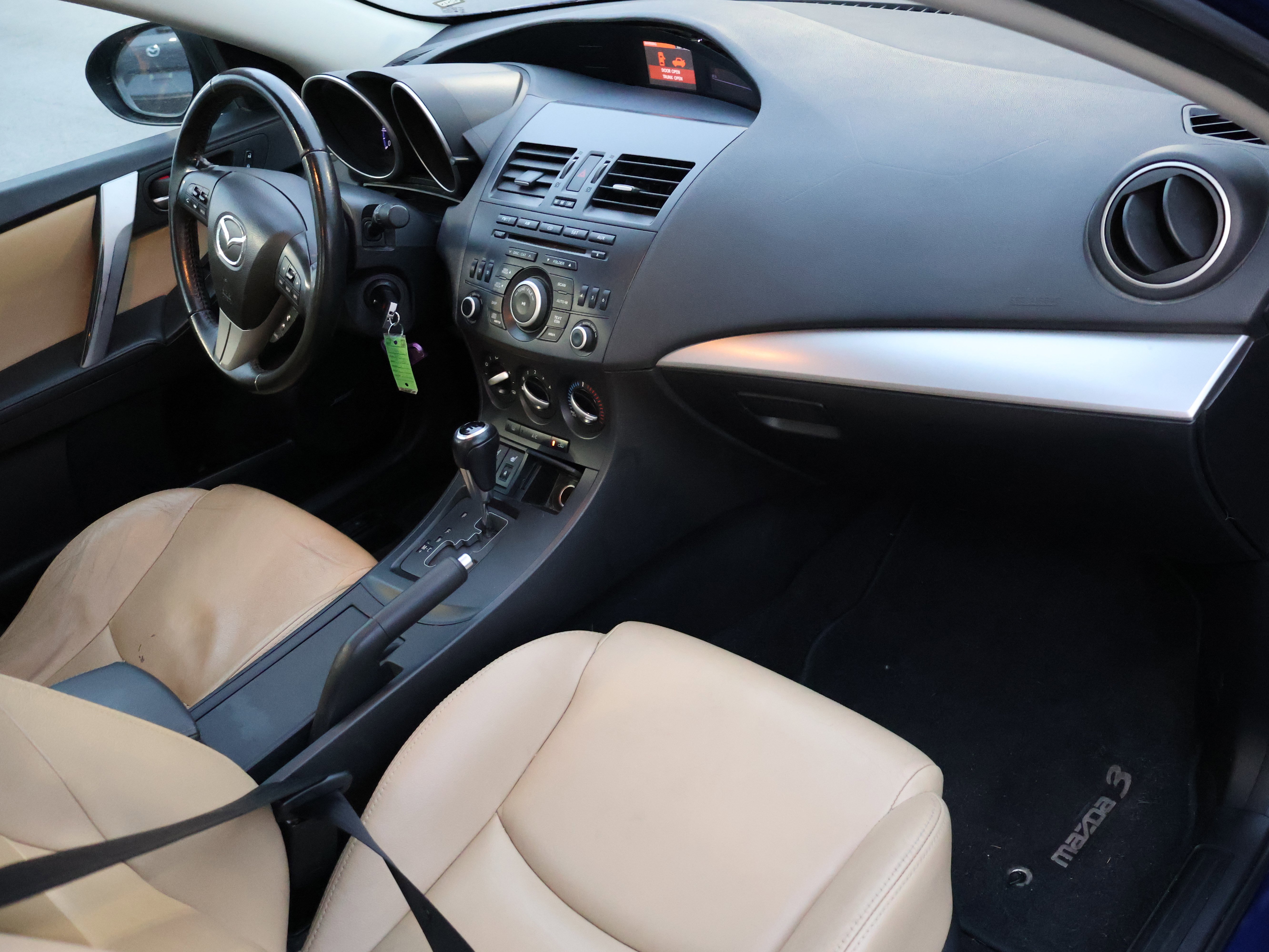 Used 2012 MAZDA MAZDA3 i Grand Touring image 10