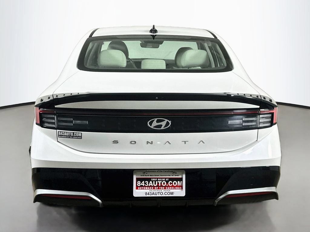 Used 2024 Hyundai Sonata SEL FWD image 6