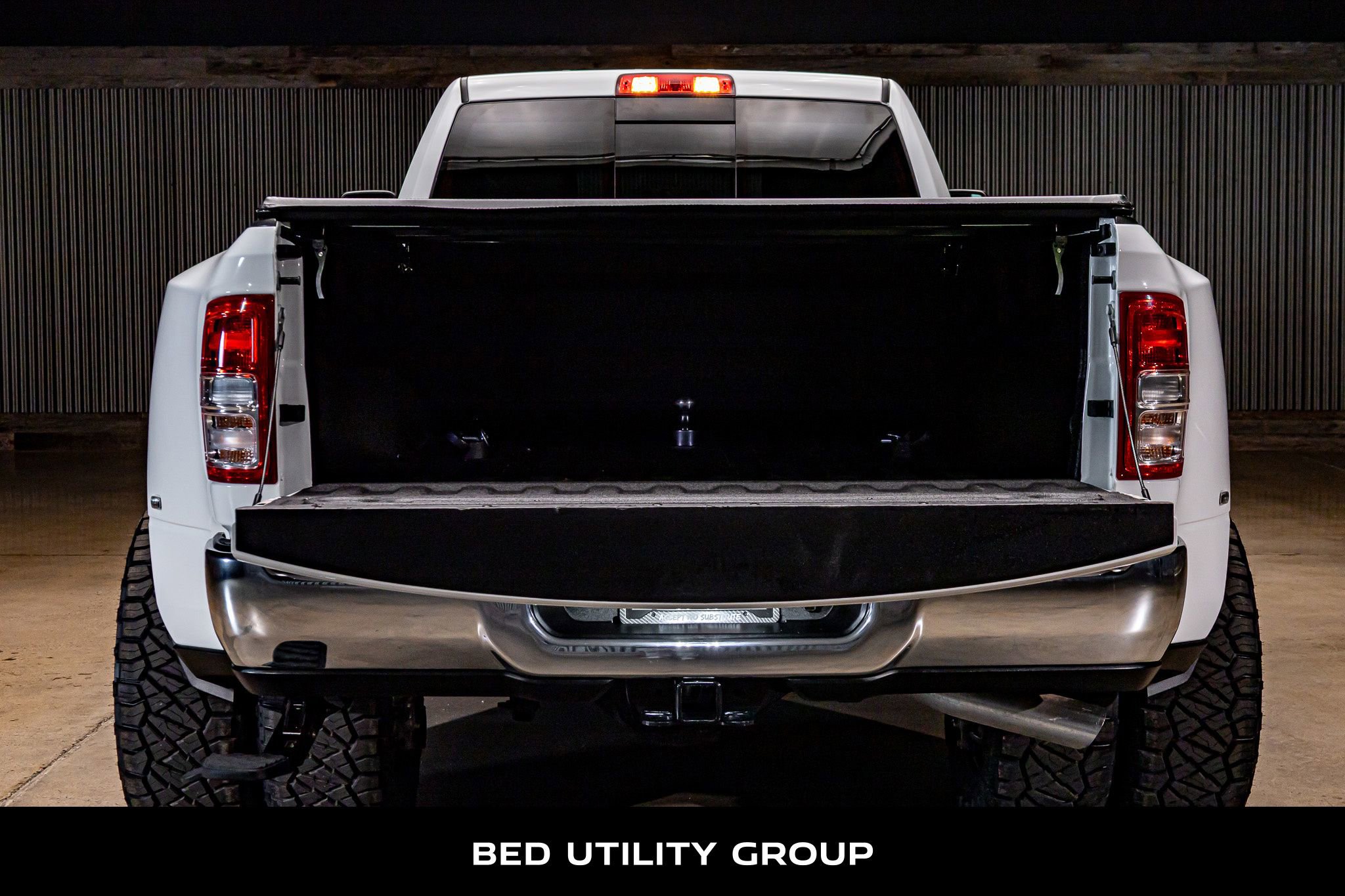 Used 2024 RAM 3500 Tradesman w/ Chrome Appearance Group image 9