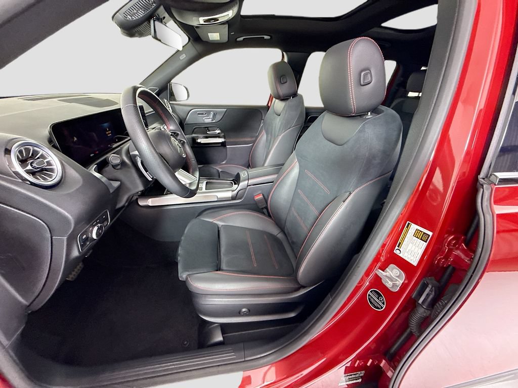 Certified 2024 Mercedes-Benz GLB 250 image 19