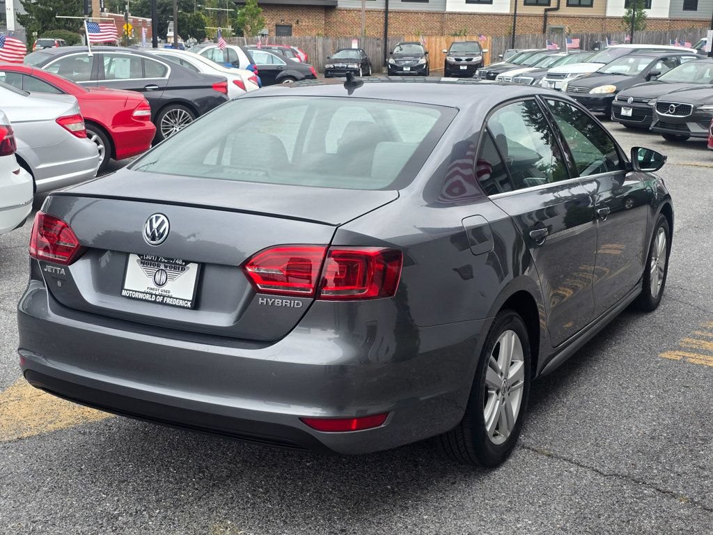 Used 2014 Volkswagen Jetta Hybrid Sedan FWD image 4