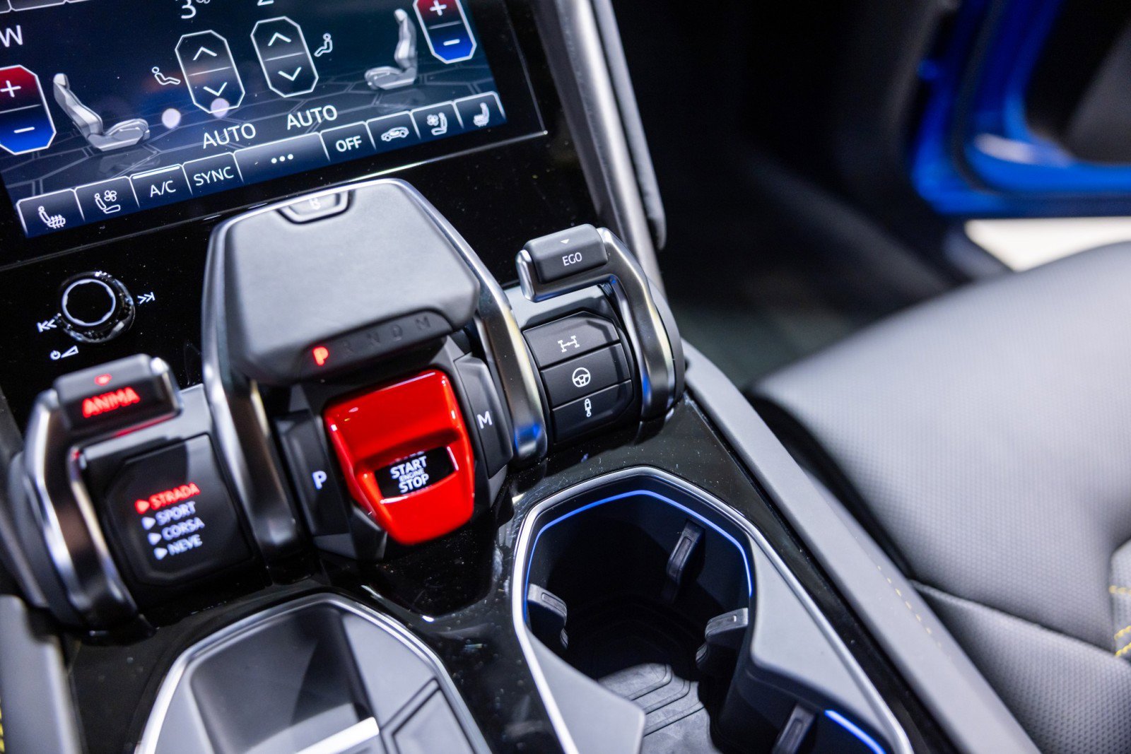 Used 2022 Lamborghini Urus image 45