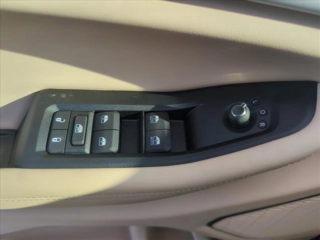 New 2026 Jeep Grand Cherokee Limited w/ Limited Altitude Package RWD image 17