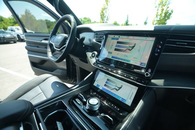 New 2026 Jeep Grand Wagoneer Summit AWD/4WD image 42