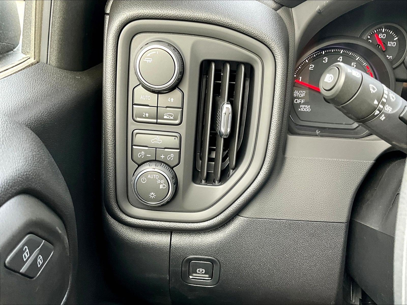 New 2026 Chevrolet Silverado 1500 Custom w/ Rally Edition AWD/4WD image 24