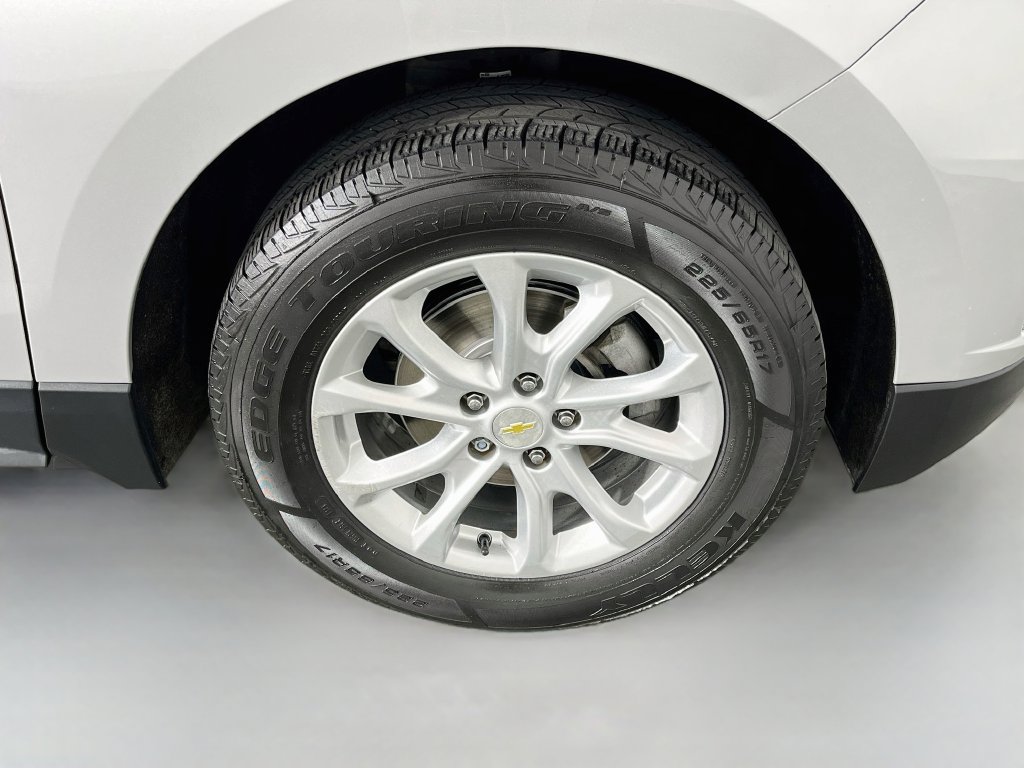 Used 2019 Chevrolet Equinox LS FWD image 34