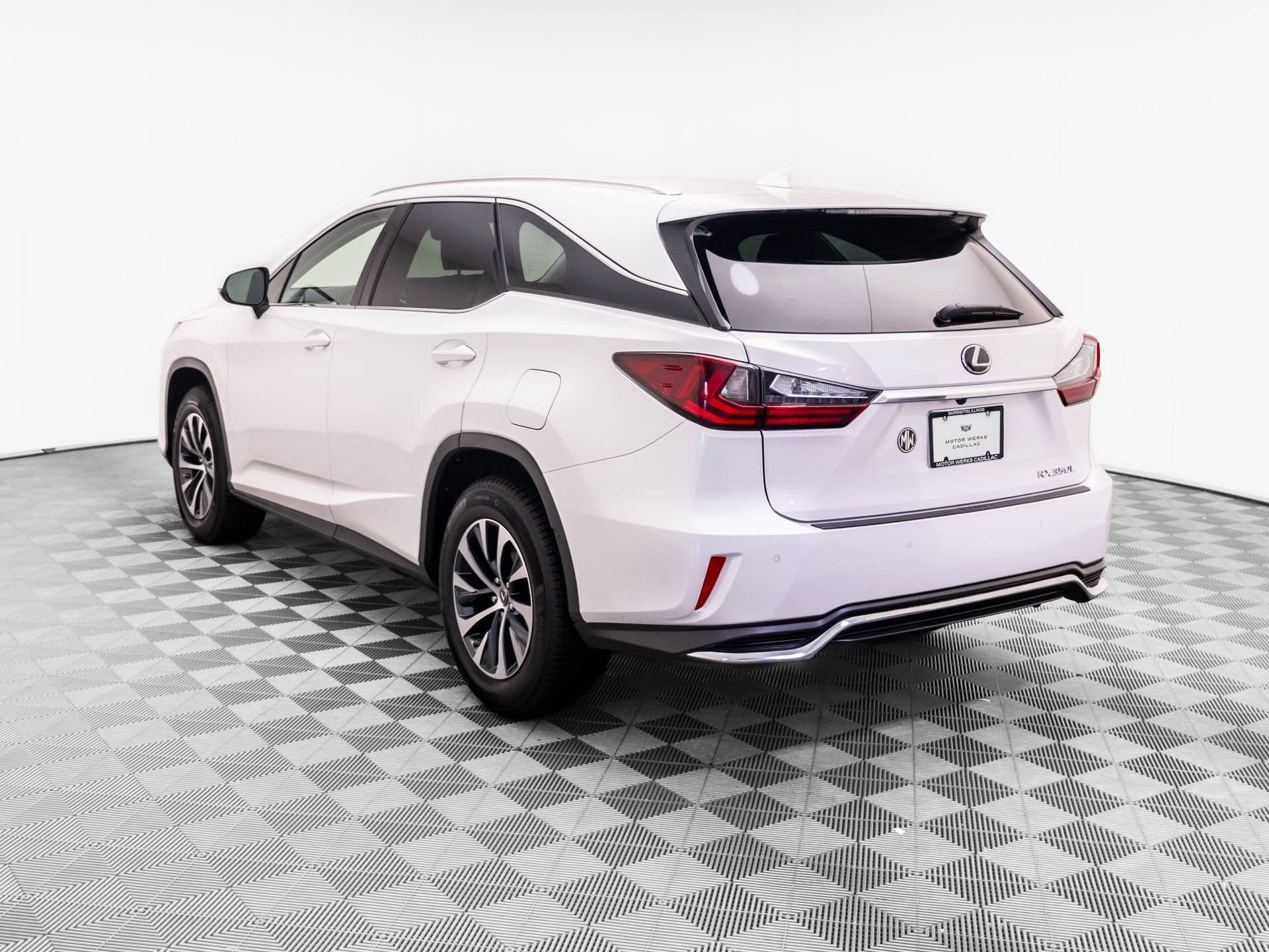 Used 2022 Lexus RX 350L Premium w/ Premium Package AWD/4WD image 3