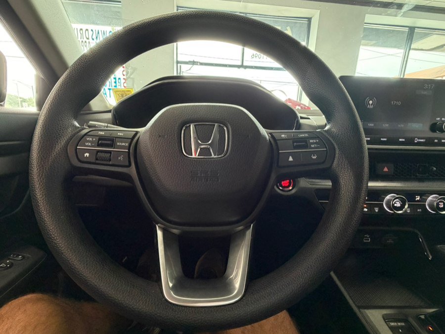 Used 2025 Honda CR-V LX image 43