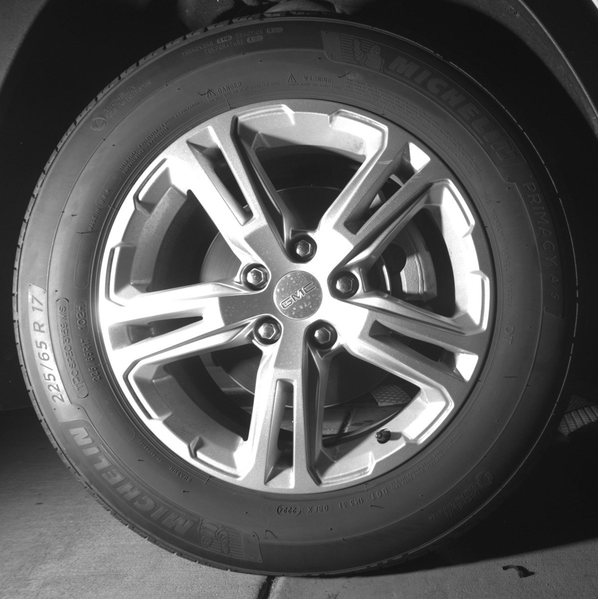 Used 2024 GMC Terrain SLE image 13