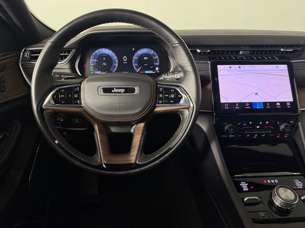 Certified 2025 Jeep Grand Cherokee Summit w/ Obsidian Package AWD/4WD image 13