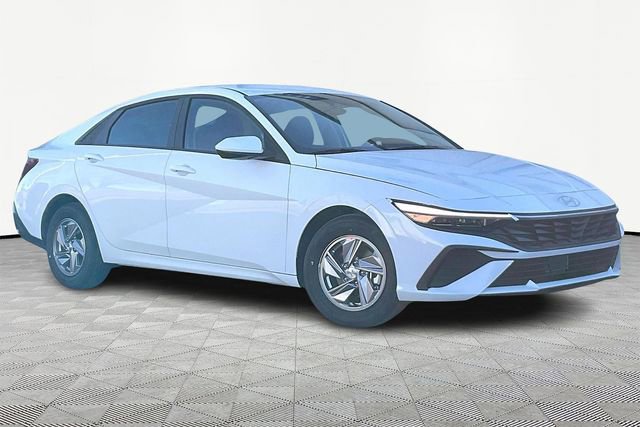 New 2026 Hyundai Elantra SE