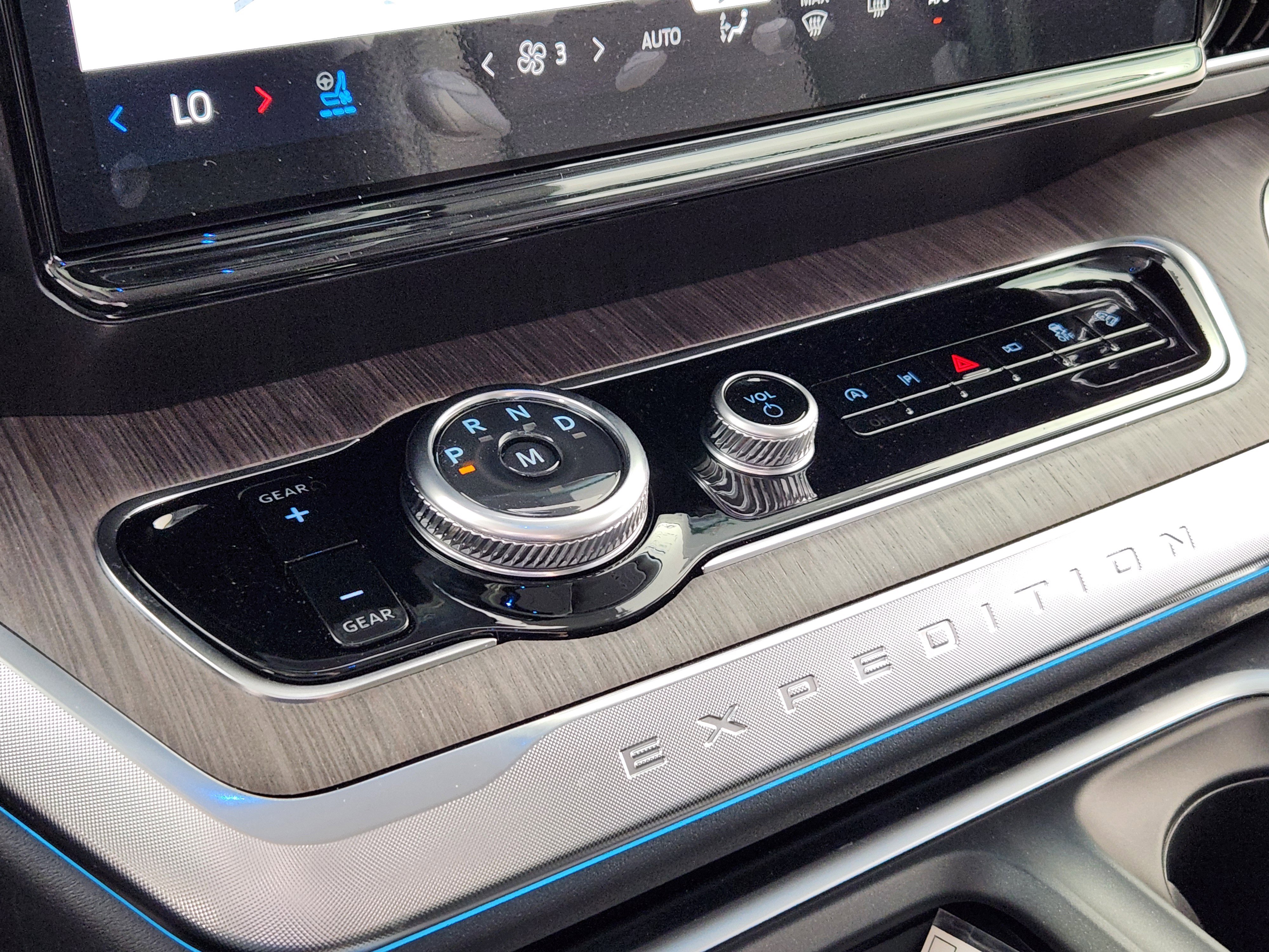 New 2026 Ford Expedition Max Platinum w/ Platinum Ultimate Package image 24