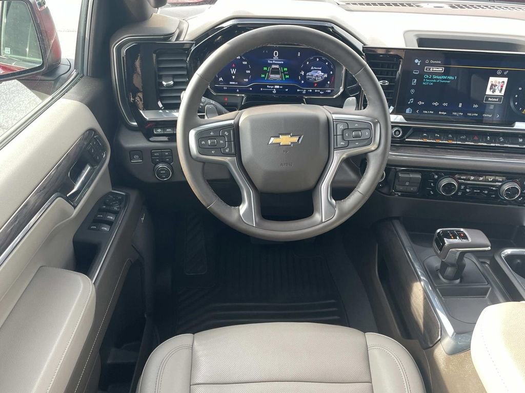 Used 2023 Chevrolet Silverado 1500 LTZ w/ Technology Package image 13