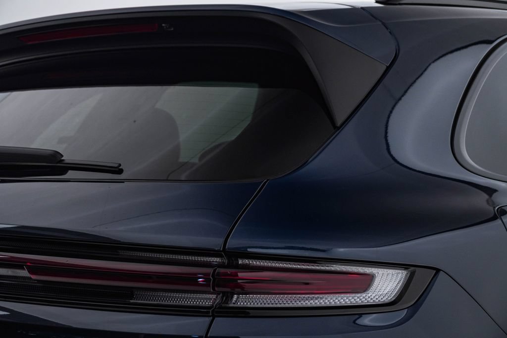New 2026 Porsche Cayenne AWD/4WD image 12