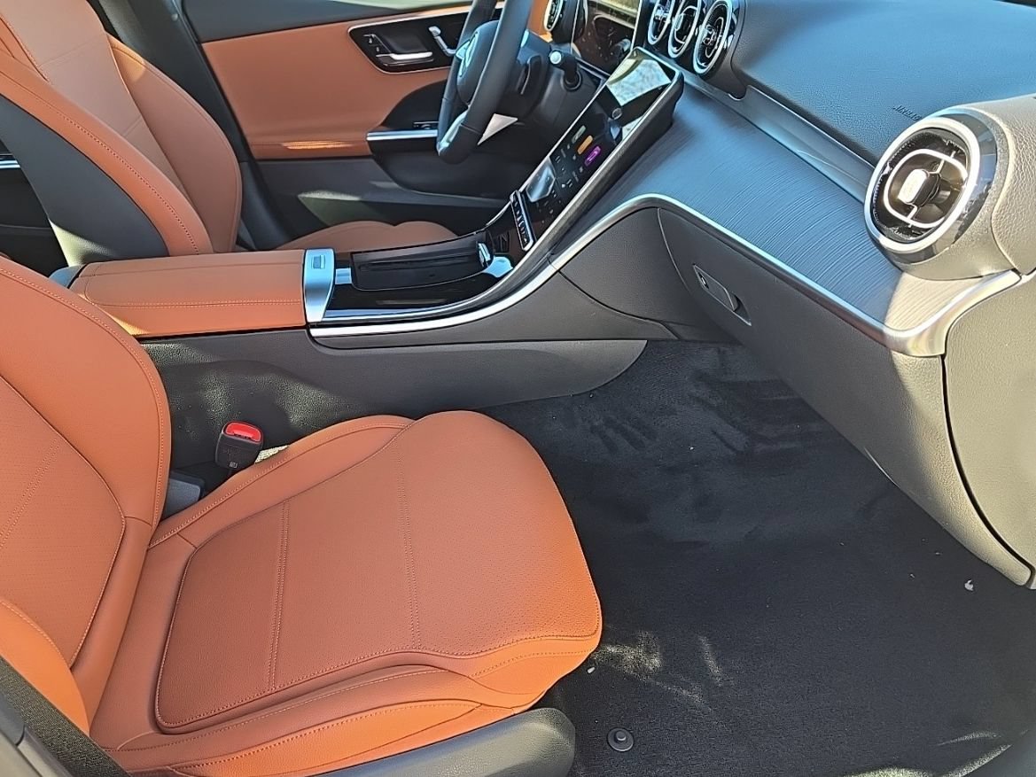 New 2026 Mercedes-Benz C 300 4MATIC Sedan image 32
