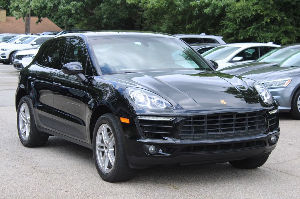 Used 2016 Porsche Macan S AWD/4WD image 1