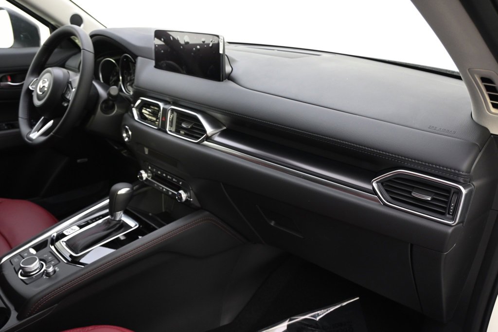 New 2025 MAZDA CX-5 Carbon Edition image 15