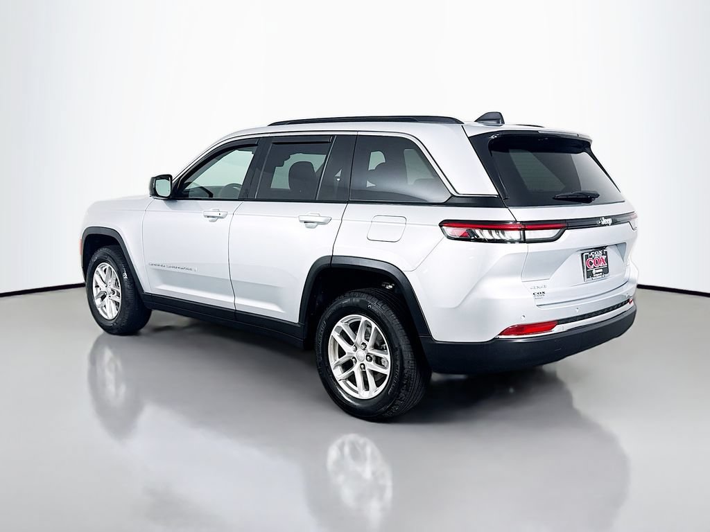 Used 2025 Jeep Grand Cherokee Laredo X w/ Luxury Tech Group I AWD/4WD image 7