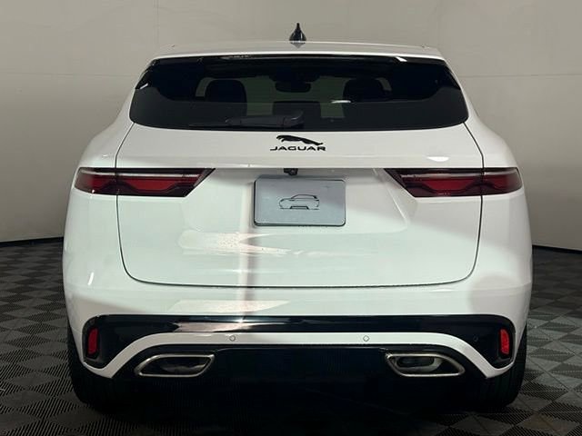 New 2025 Jaguar F-PACE R-Dynamic S image 7