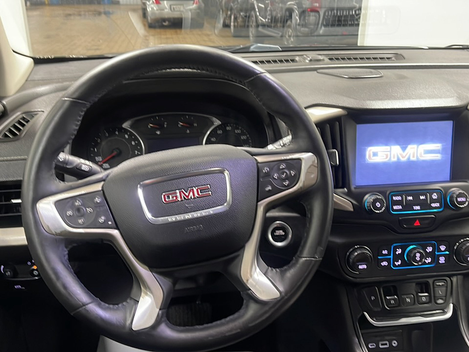 Used 2018 GMC Terrain Denali w/ LPO, 'HIT The Road' Package FWD image 3