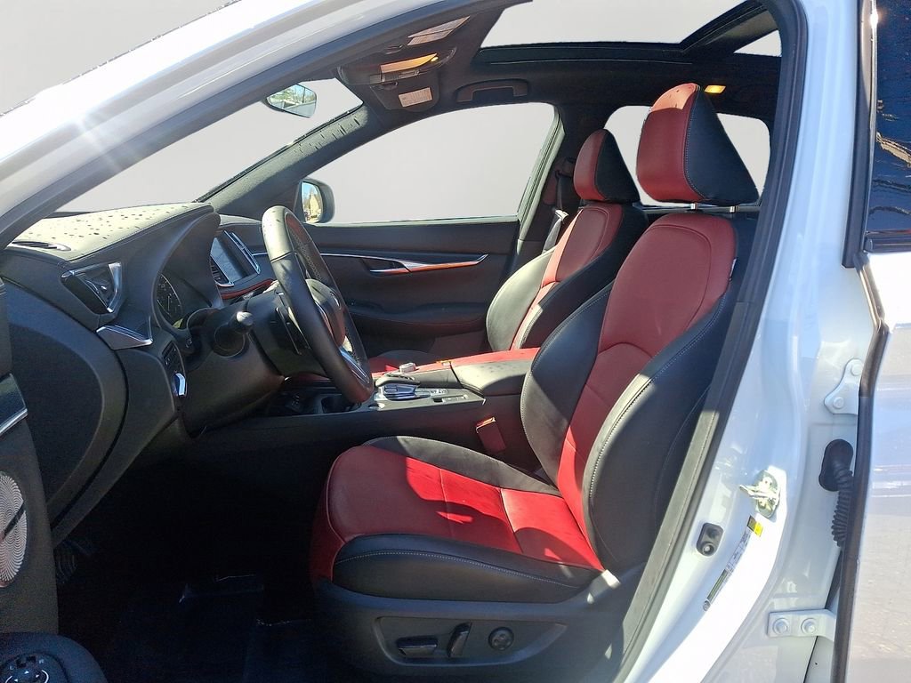 Certified 2025 INFINITI QX50 Sport image 14