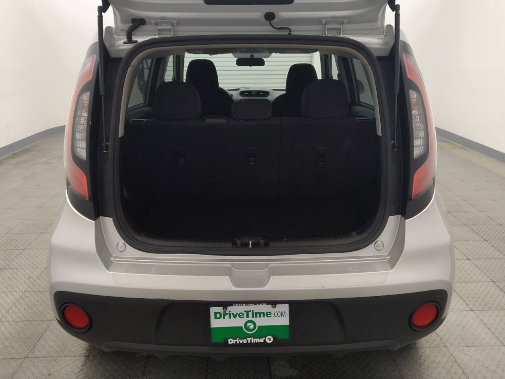 Used 2018 Kia Soul FWD image 29