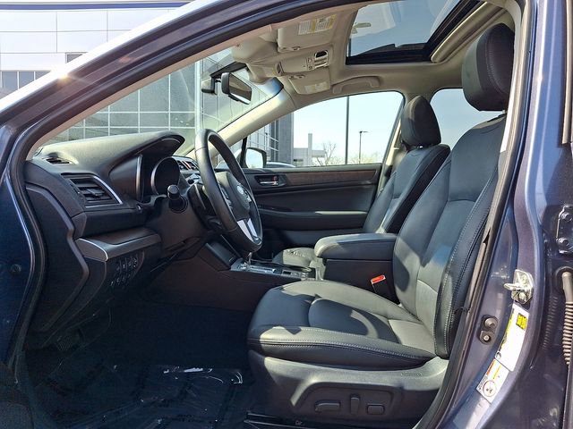 Used 2017 Subaru Outback 3.6R Limited image 14