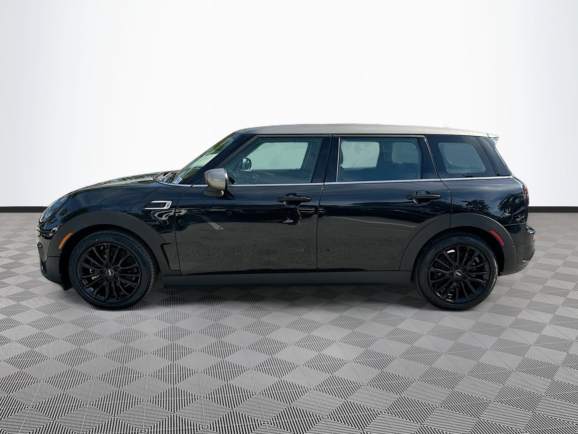 Used 2024 MINI Cooper Clubman S image 4