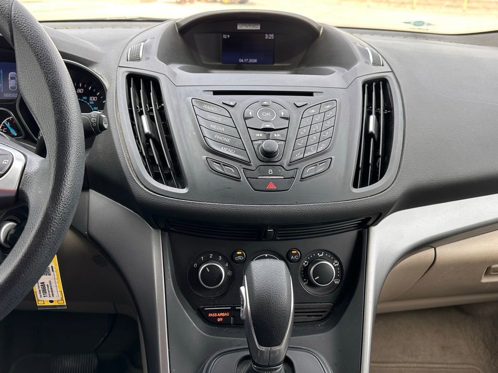 Used 2015 Ford Escape SE image 31