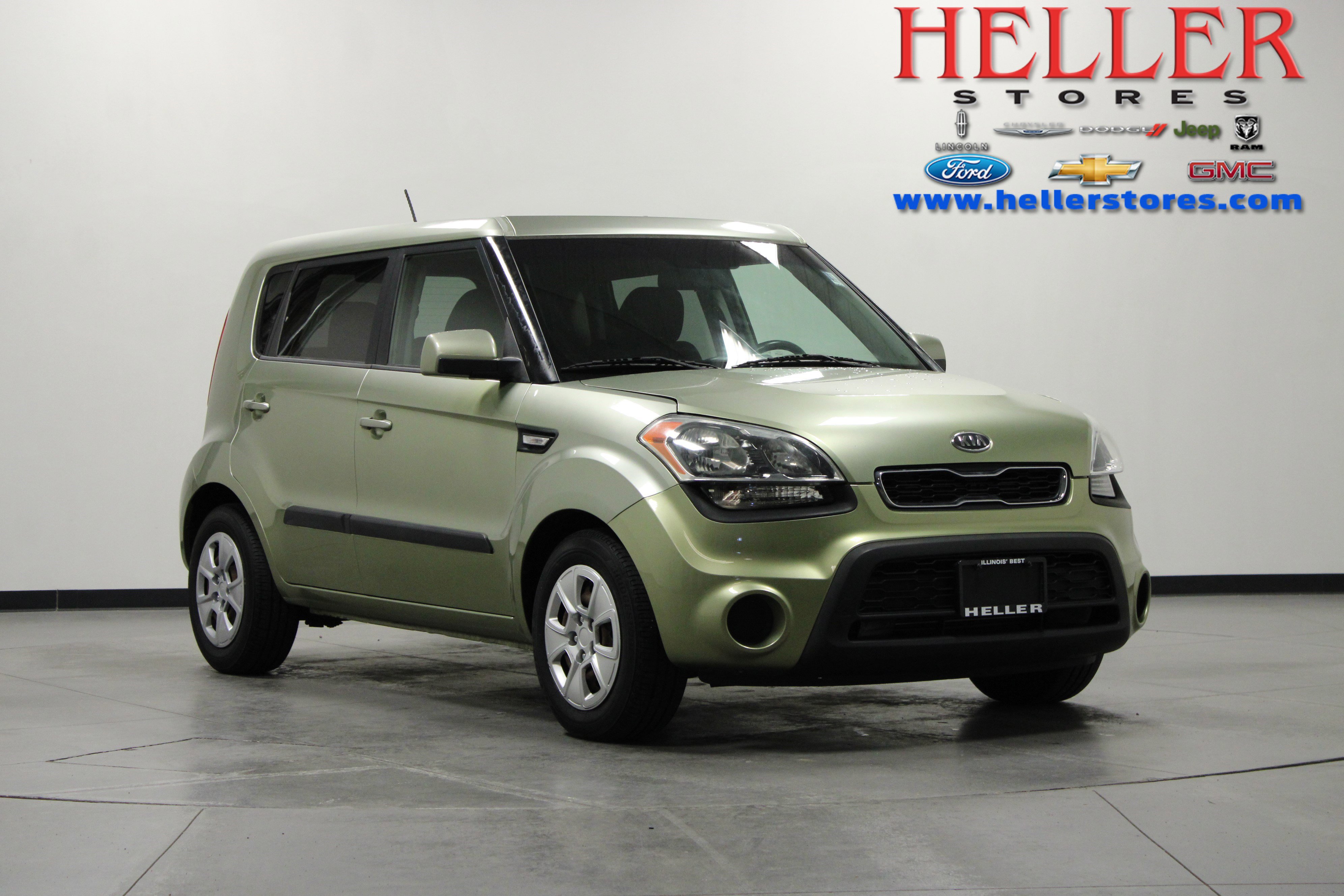 Used 2012 Kia Soul FWD image 1