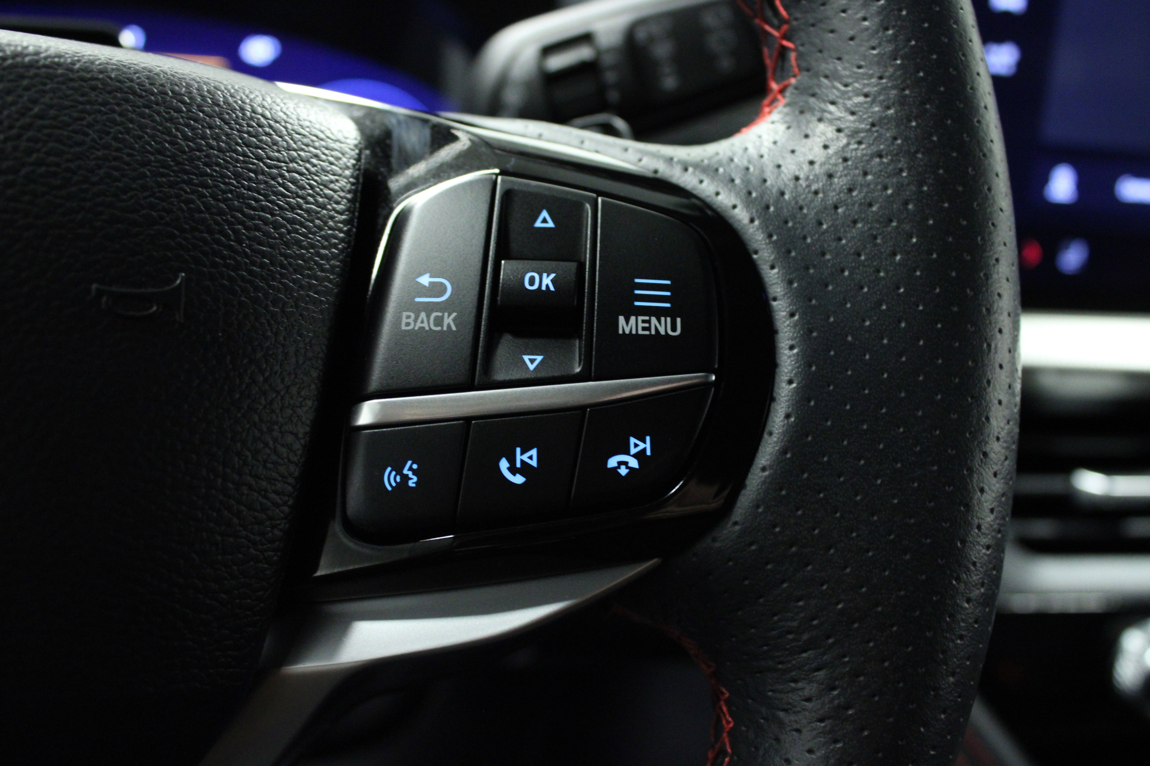 Used 2025 Ford Explorer ST image 22