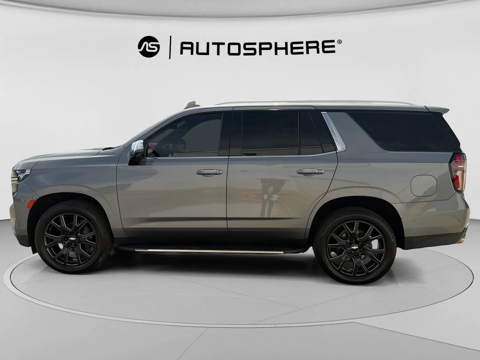 Used 2021 Chevrolet Tahoe Premier w/ Premium Package AWD/4WD image 5