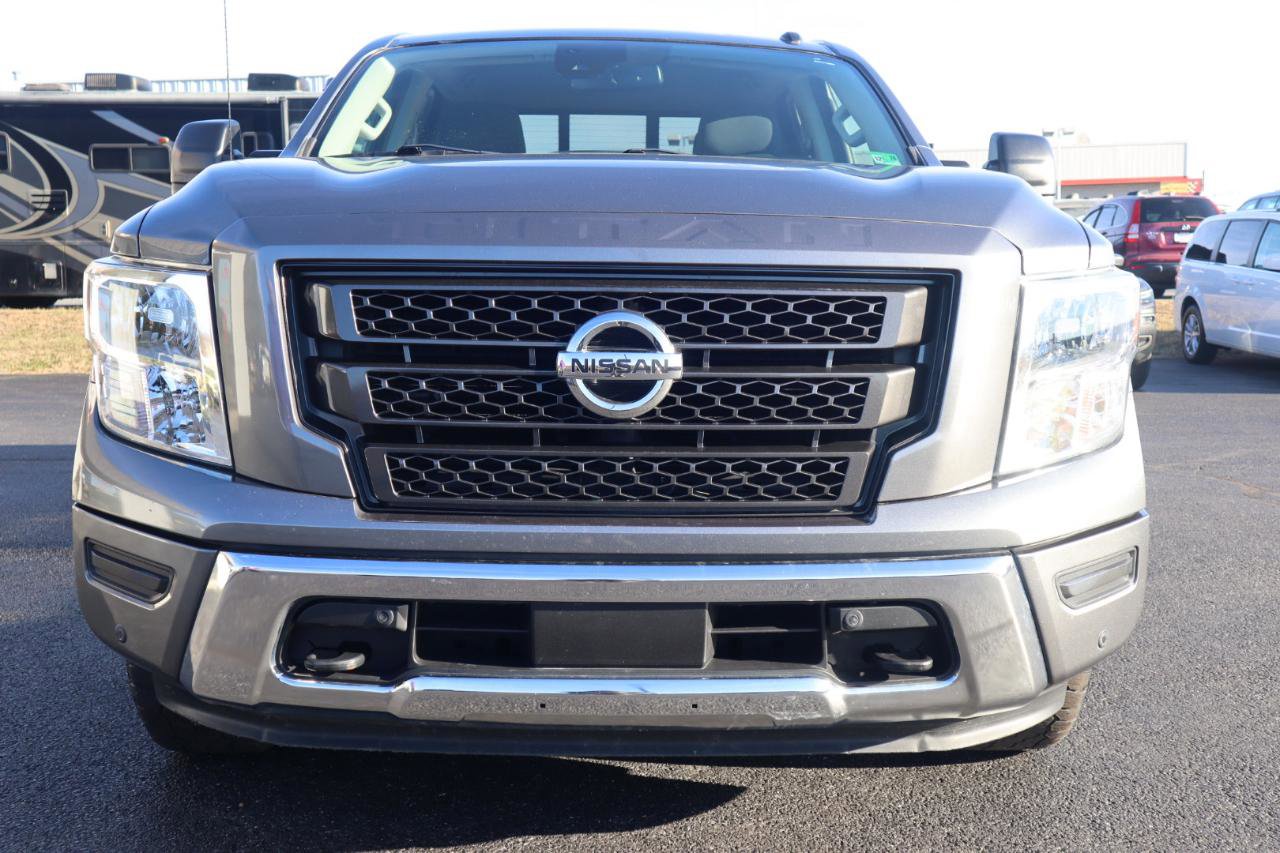 Used 2021 Nissan Titan SV w/ SV Convenience Package AWD/4WD image 21
