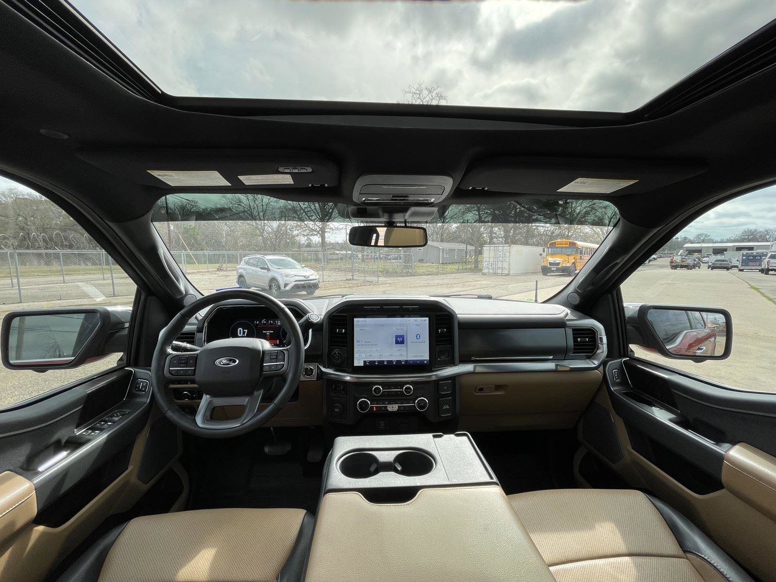 Used 2022 Ford F150 Lariat image 14