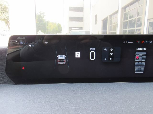 Used 2025 Ford Expedition Active image 46