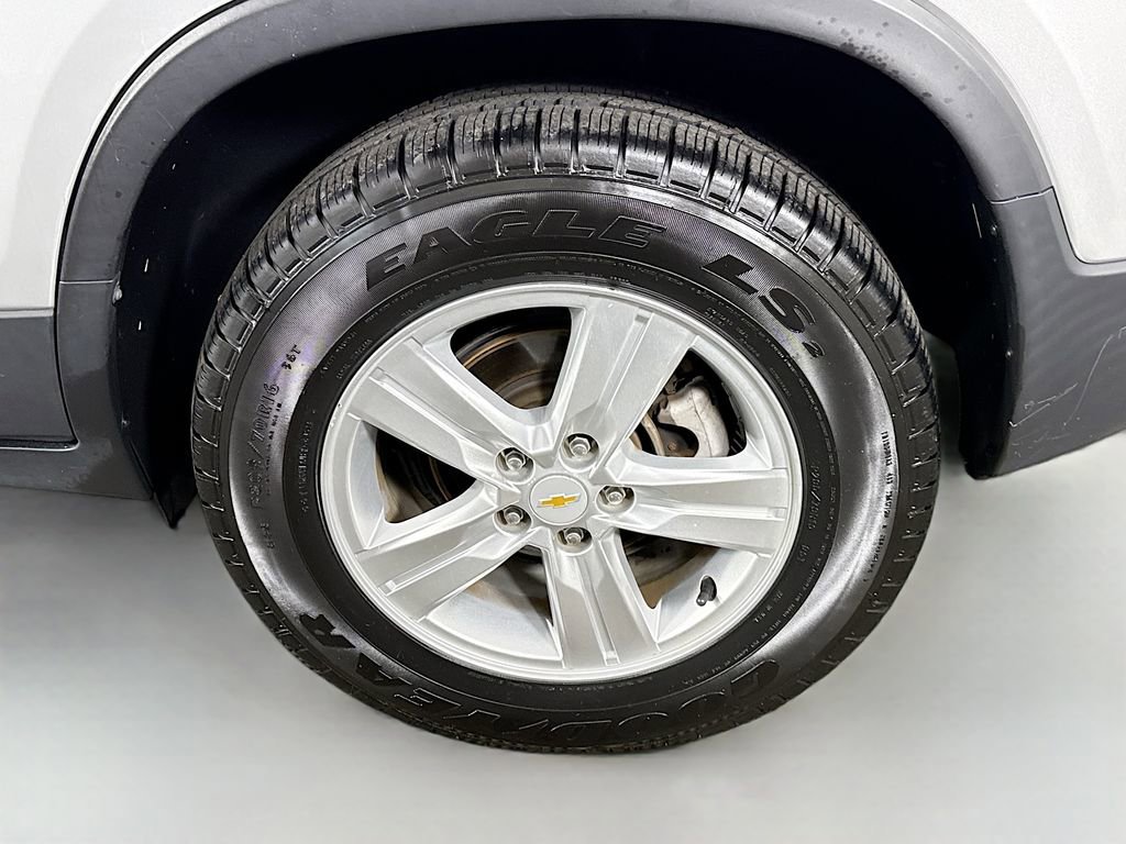 Used 2018 Chevrolet Trax LT w/ LT Convenience Package image 28