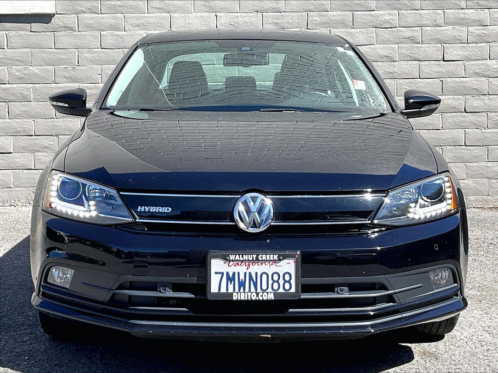 Used 2015 Volkswagen Jetta SEL Premium FWD image 2
