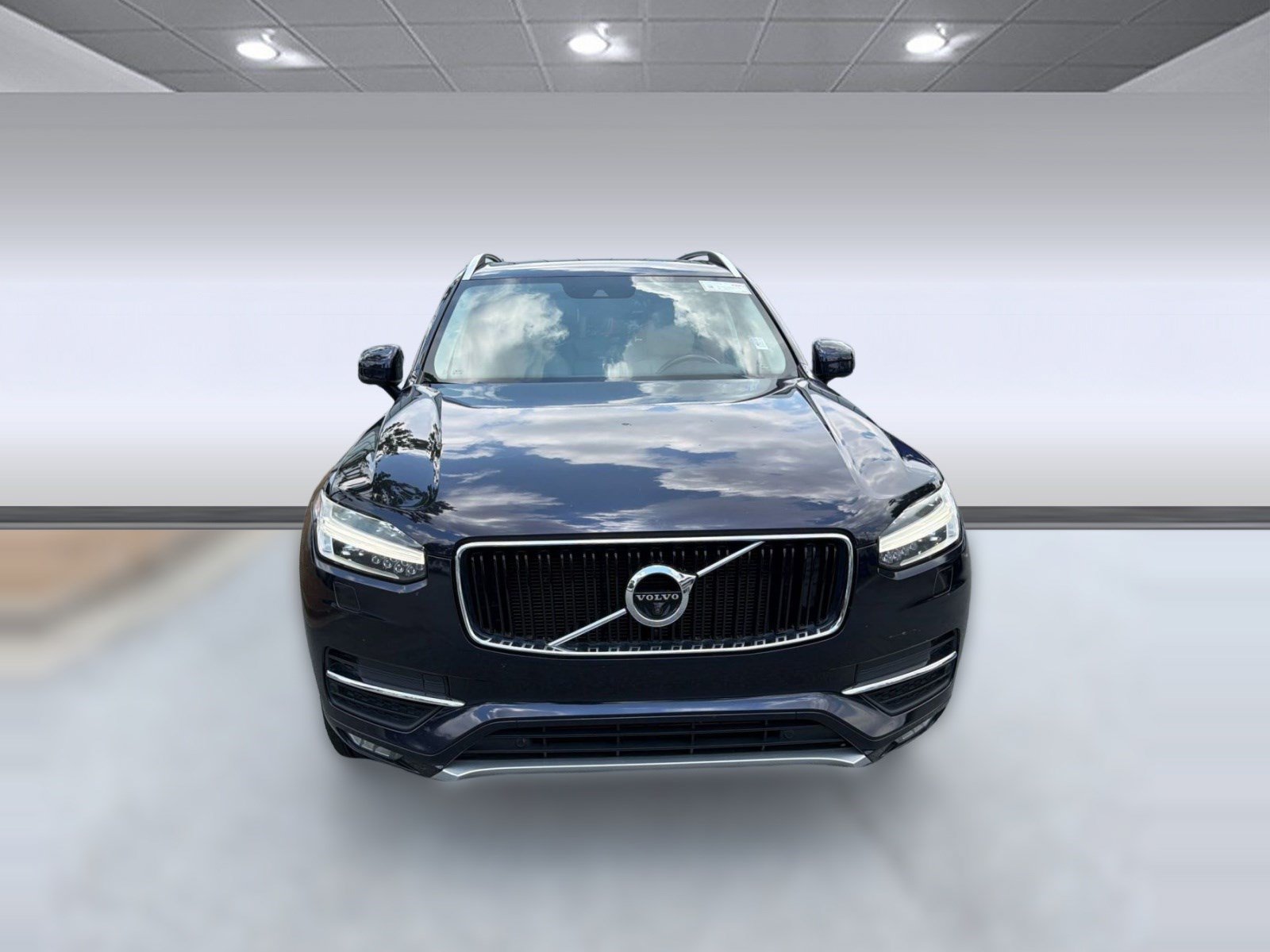Used 2017 Volvo XC90 T6 Momentum w/ Vision Package AWD/4WD image 6