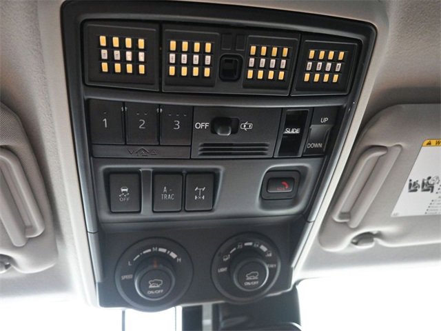 Used 2023 Toyota 4Runner TRD Off-Road Premium image 38