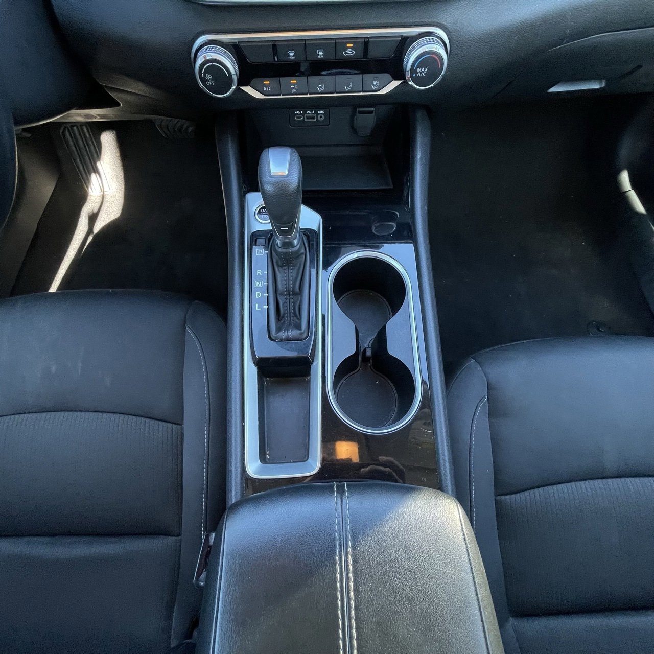 Used 2024 Nissan Altima 2.5 SV image 19